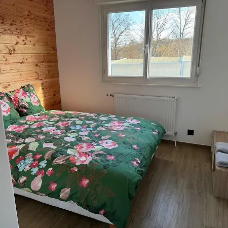 Maison 8 Personnes 4 Doubles - Piscine Holiday home Anould