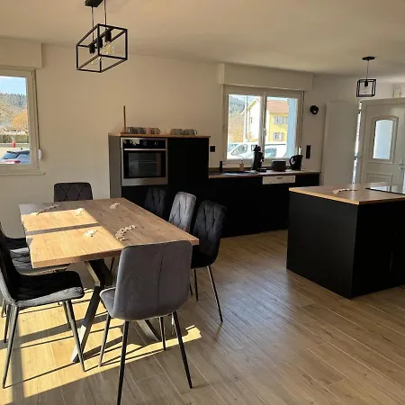 Maison 8 Personnes 4 Doubles - Piscine *
