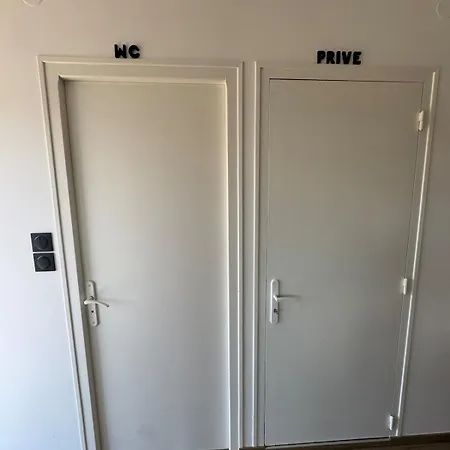 Maison 8 Personnes 4 Doubles - Piscine Hébergement de vacances Anould