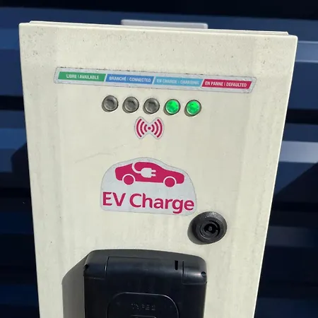 Maison 8 Personnes 4 Doubles - Piscine Hébergement de vacances Anould