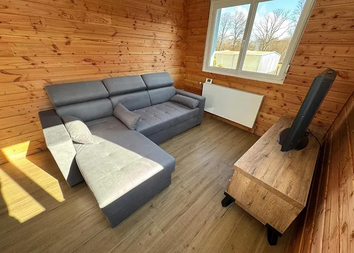 Maison 8 Personnes 4 Doubles - Piscine *